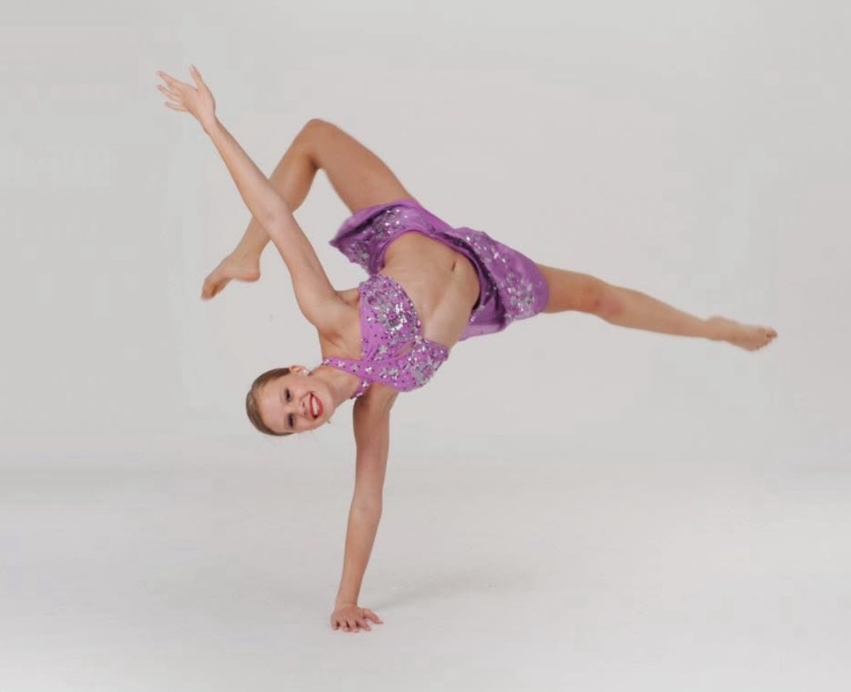 Contemporary class at Dance Perfections Arts Company